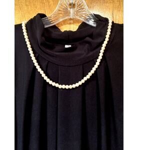 1165.  Faux Pearl Strand